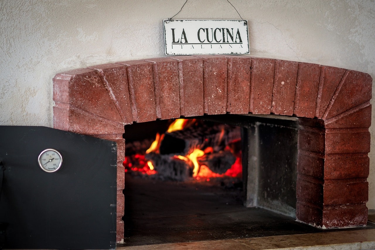 High-Quality Pizza Ovens and Grills Available in Frankfort, IL Premium Pizza Ovens and Grills in Frankfort, Illinois
